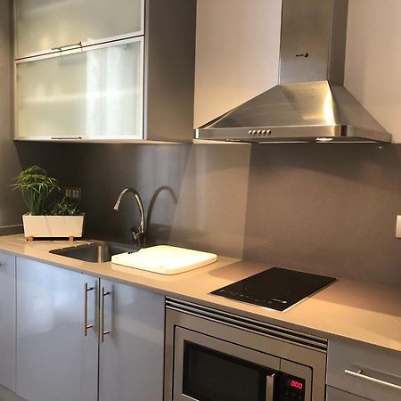 Fisa Rentals Gran Via Apartments Barcelona Ngoại thất bức ảnh