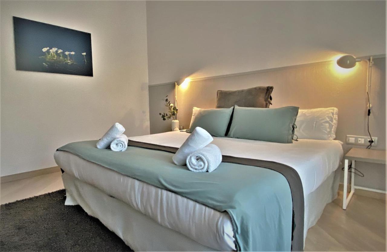 Fisa Rentals Gran Via Apartments Barcelona Ngoại thất bức ảnh