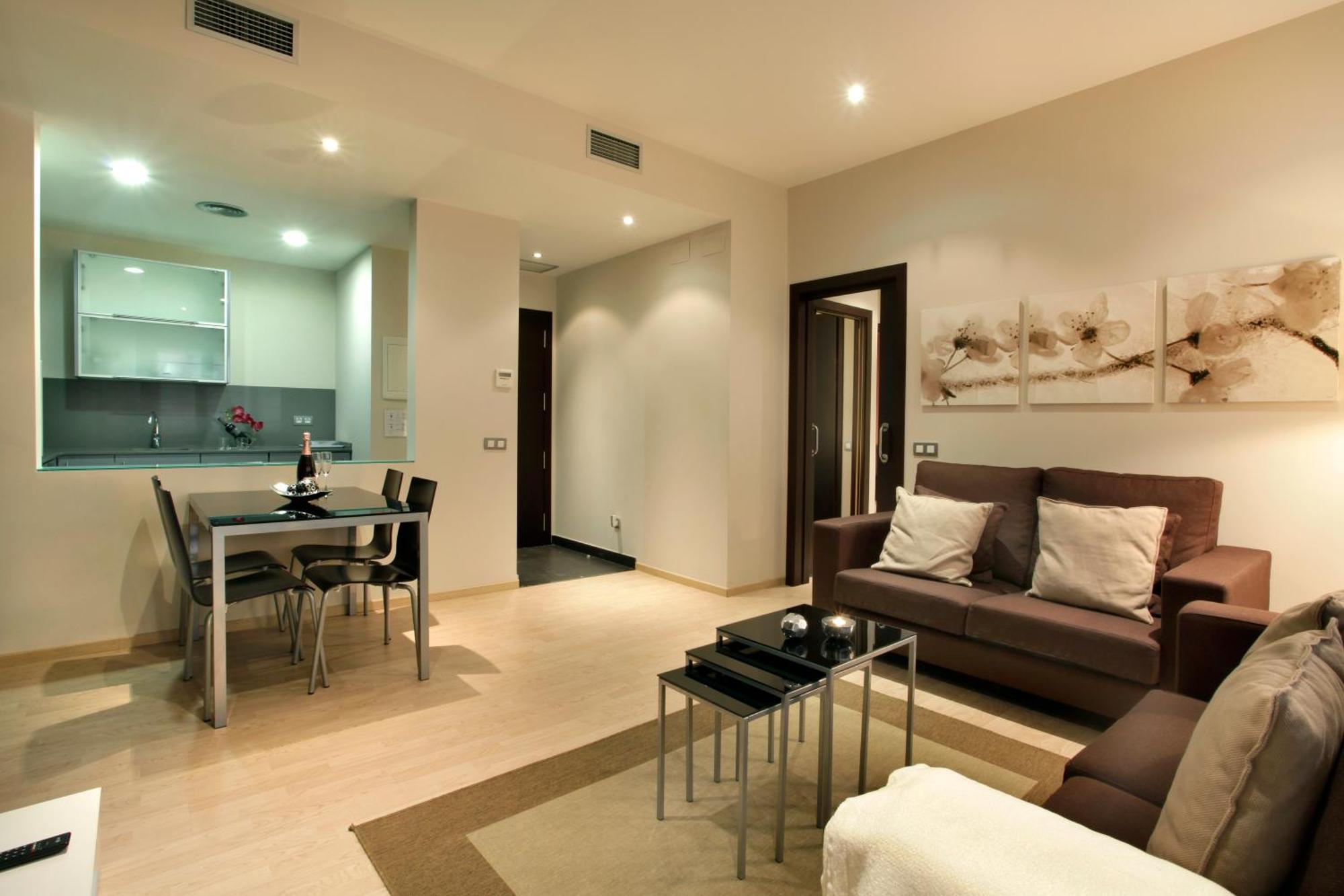 Fisa Rentals Gran Via Apartments Barcelona Ngoại thất bức ảnh