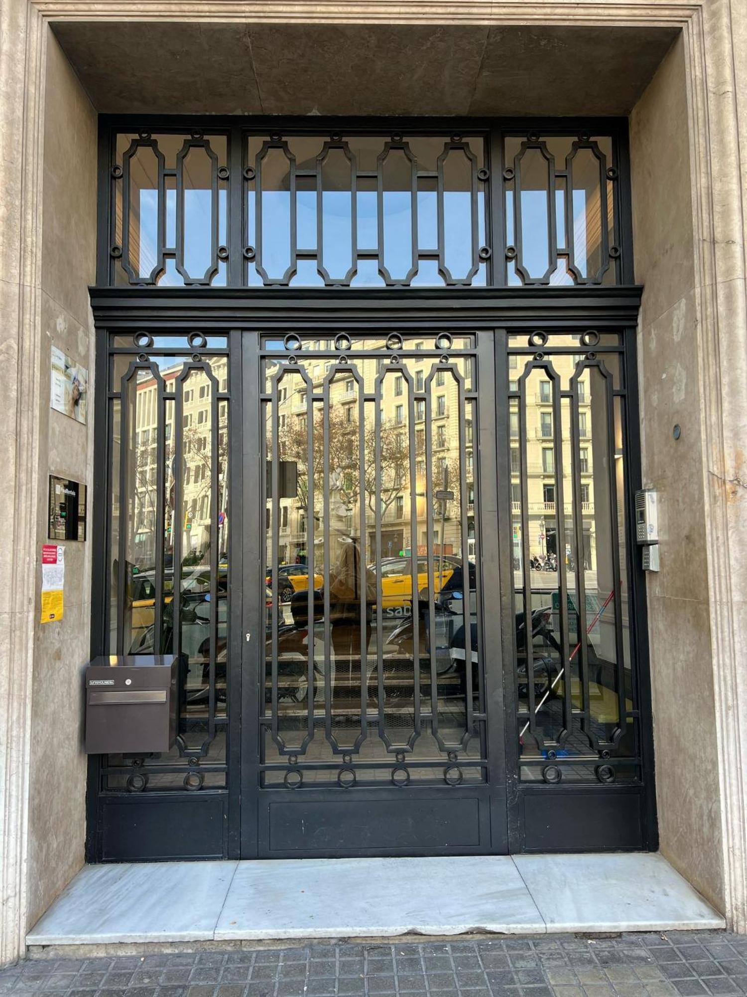 Fisa Rentals Gran Via Apartments Barcelona Ngoại thất bức ảnh