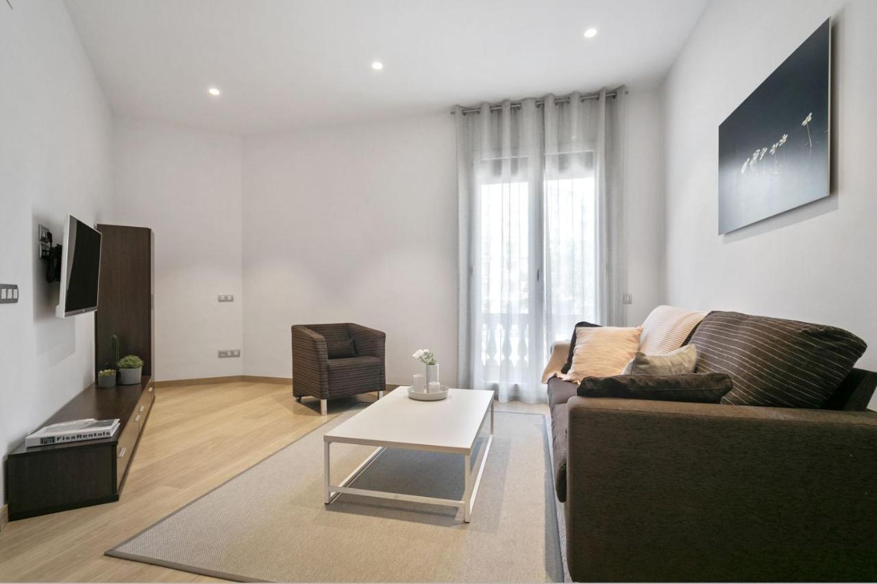 Fisa Rentals Gran Via Apartments Barcelona Ngoại thất bức ảnh