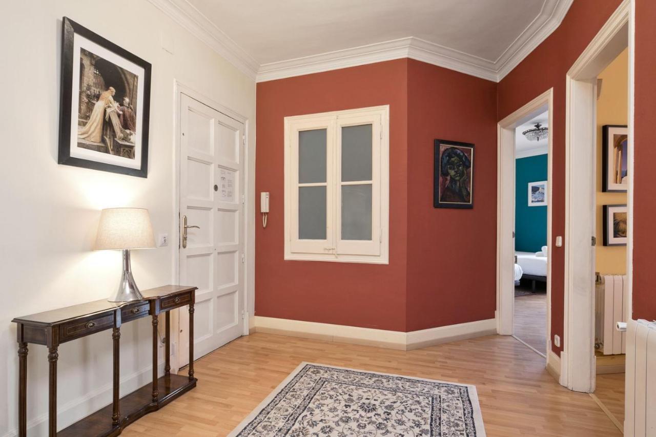 Fisa Rentals Gran Via Apartments Barcelona Ngoại thất bức ảnh